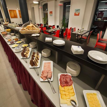 Ea Business Hotel Jihlava Kültér fotó
