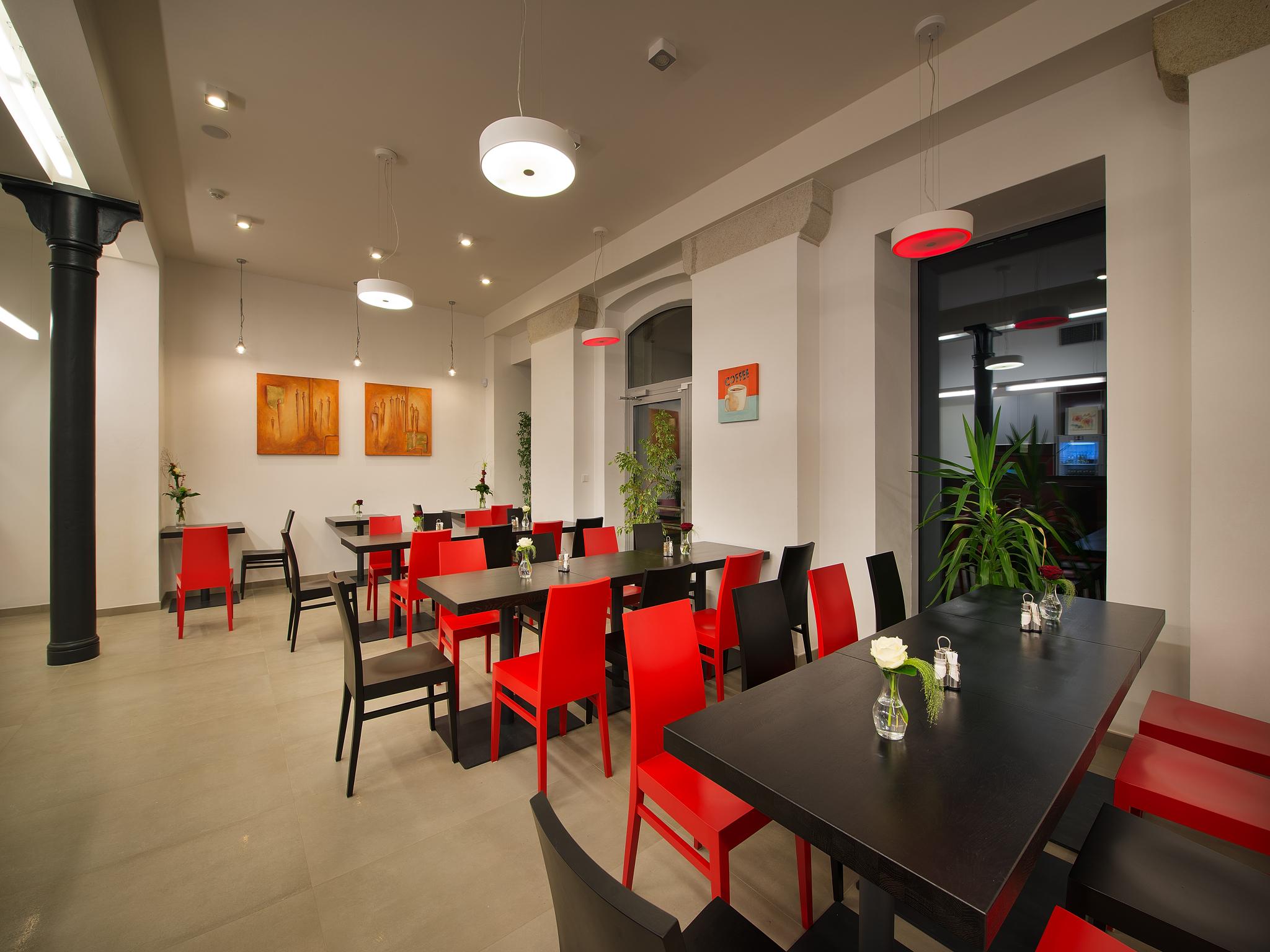 Ea Business Hotel Jihlava Kültér fotó