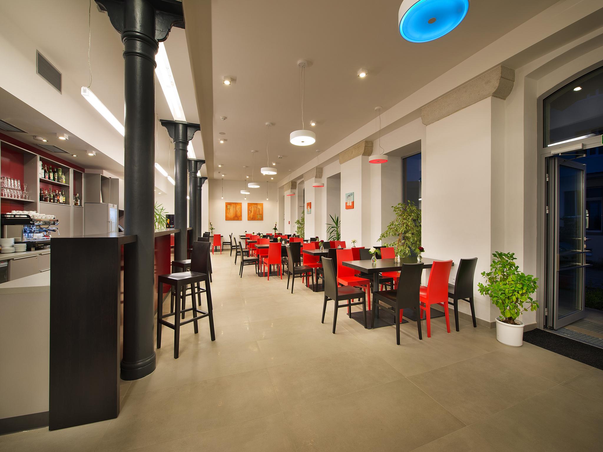 Ea Business Hotel Jihlava Kültér fotó