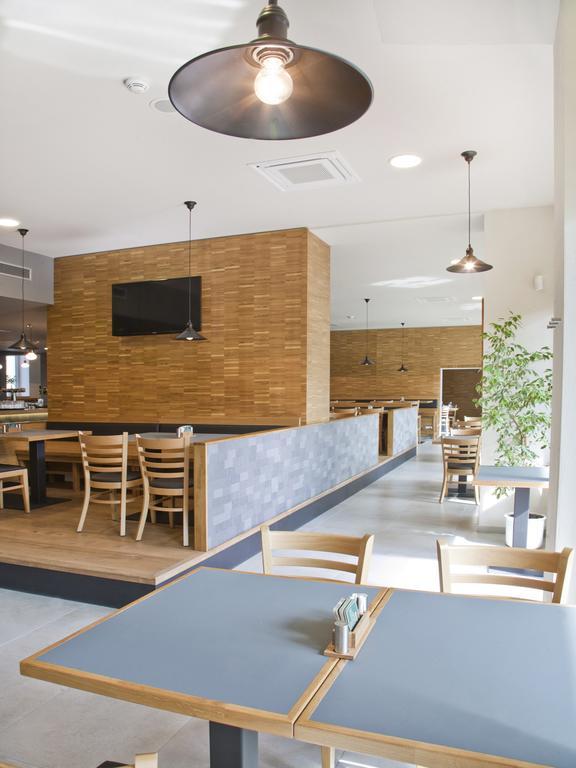 Ea Business Hotel Jihlava Kültér fotó