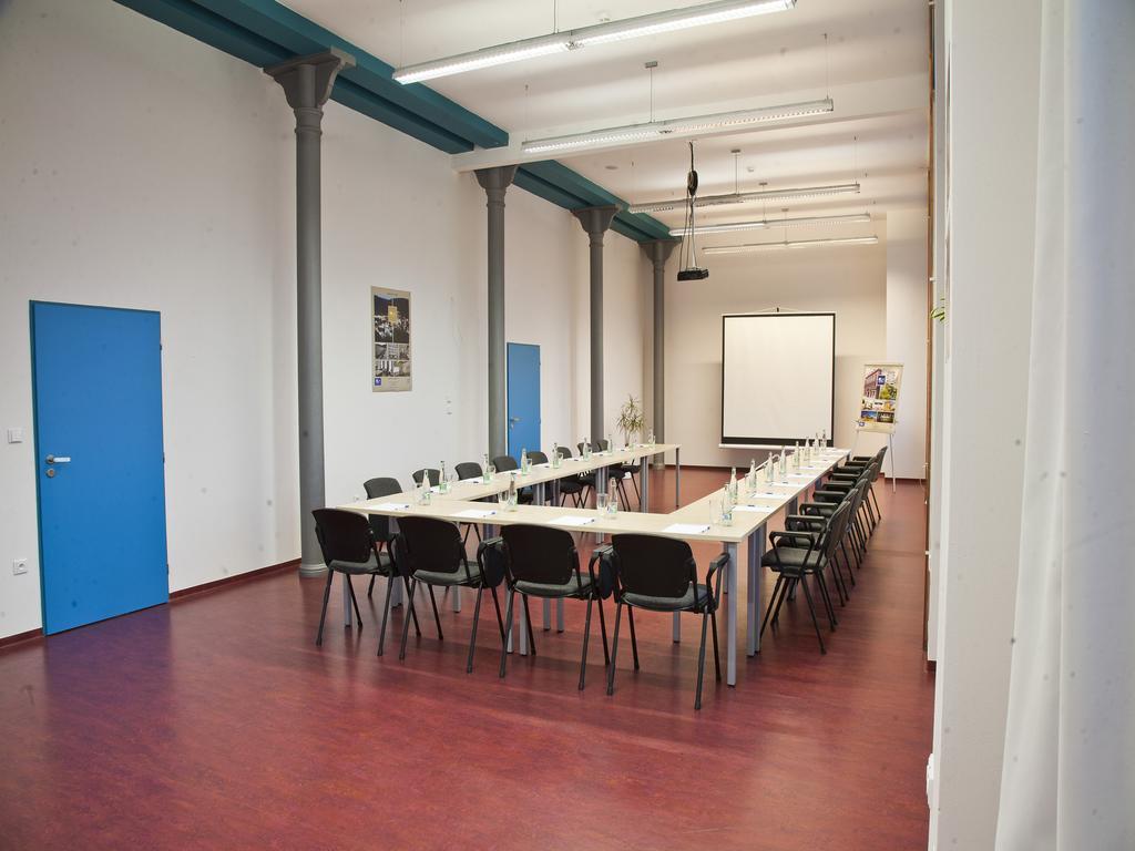 Ea Business Hotel Jihlava Kültér fotó
