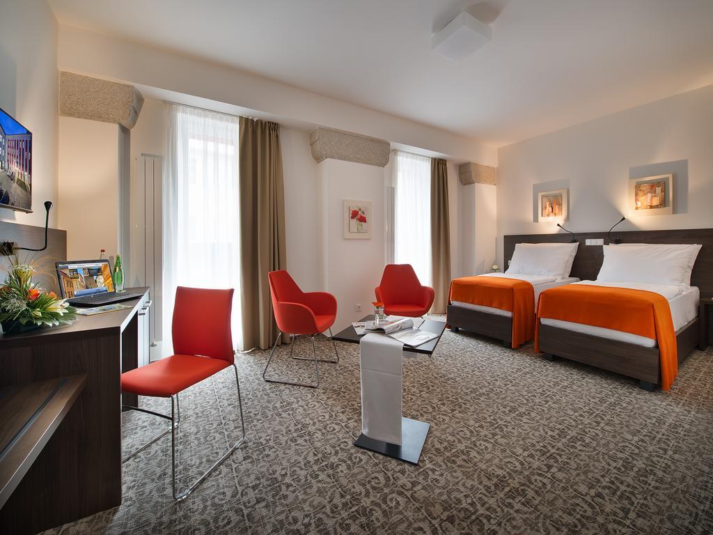 Ea Business Hotel Jihlava Szoba fotó